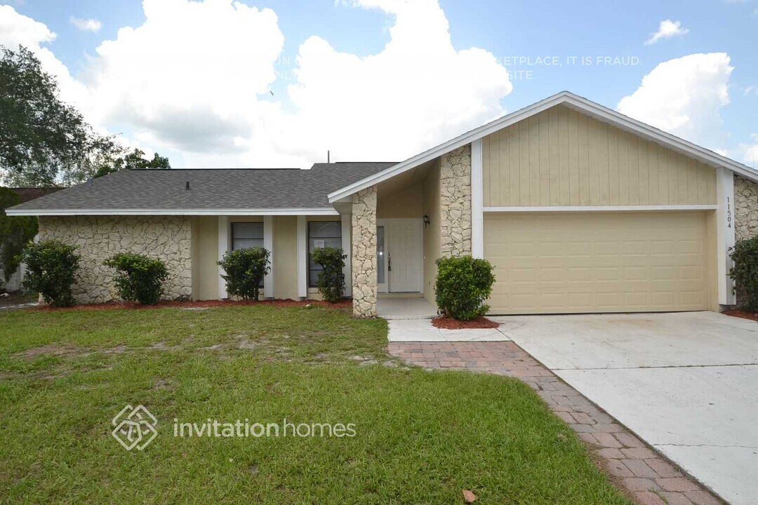 11504 Kazimer Dr in Orlando, FL - Building Photo