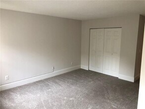 1407 Huntingdon Chase in Atlanta, GA - Building Photo - Building Photo