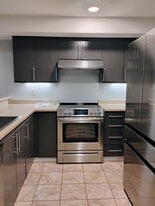 3022 SW Bradford St, Unit 104 in Seattle, WA - Building Photo