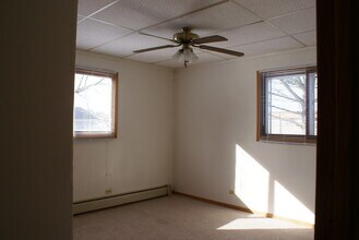 5508-5513 Normandy St in Schofield, WI - Foto de edificio - Building Photo