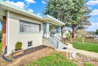 1026 Carolina St in Vallejo, CA - Foto de edificio - Building Photo