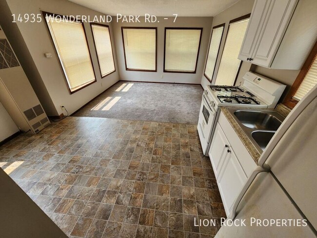 property at 14935 Wonderland Park Rd