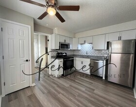 105 SW 20th St in Oak Grove, MO - Building Photo - Building Photo