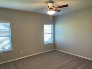 903 Redinger Ridge Dr in Huffman, TX - Building Photo - Building Photo