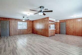 365 FM247 in Huntsville, TX - Building Photo - Building Photo