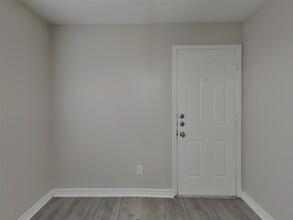 5519 Bridgegate Dr in Spring, TX - Building Photo - Building Photo