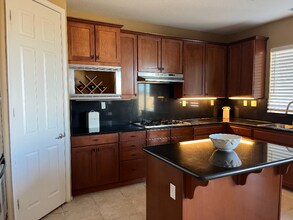 37133 Kingcup Terrace in Palmdale, CA - Building Photo - Building Photo