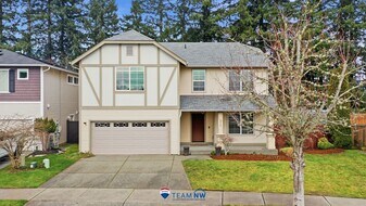 6812 Desperado Dr SE in Olympia, WA - Building Photo