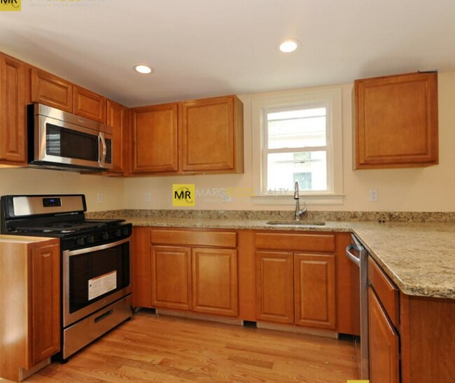 property at 35 Pratt St