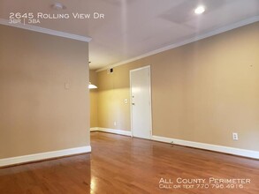 2645 Rolling View Dr in Smyrna, GA - Building Photo - Building Photo