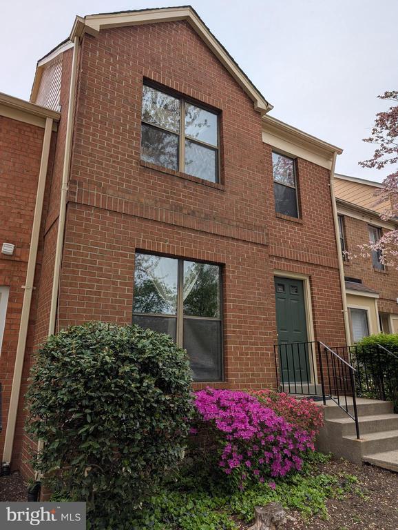 property at 5309 King Charles Way