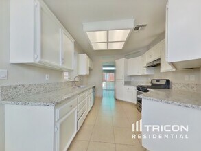 4149 Shandwick Dr in Antelope, CA - Building Photo - Building Photo