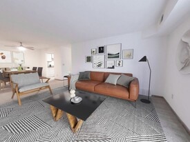 Big Creek Apartments in Parma Heights, OH - Building Photo