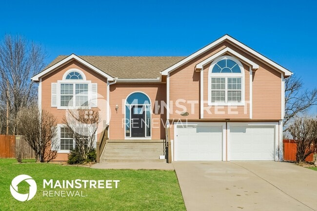 property at 2304 Sumter Ct