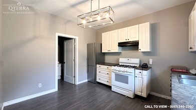 1029 York St in London, ON - Building Photo - Building Photo