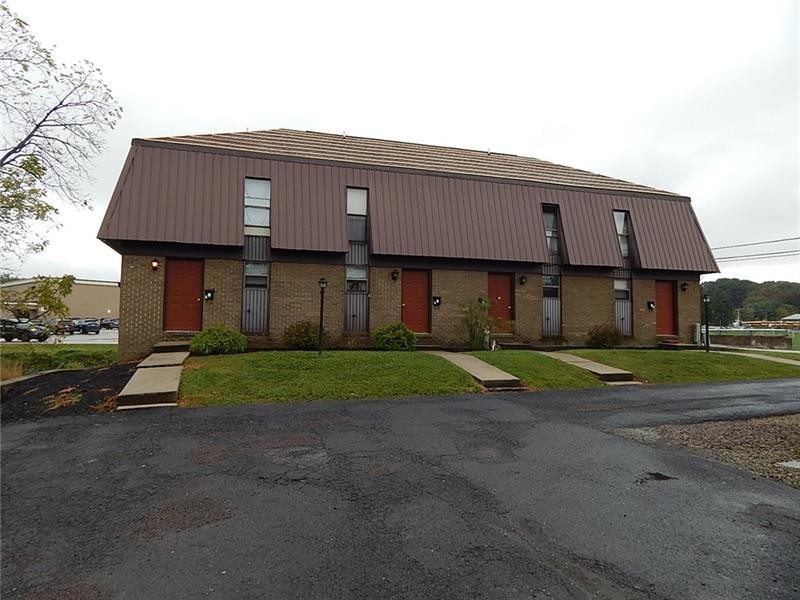 608 S Columbia Ave in Somerset, PA - Building Photo