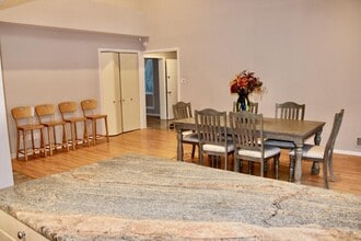 3443 Buena Rd in Highland Park, IL - Foto de edificio - Building Photo