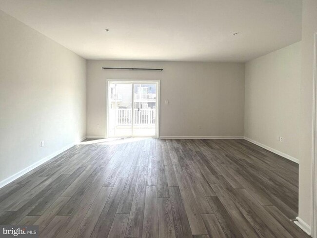 property at 2013 Thornbrook Wy