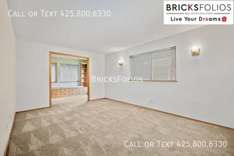 15638 42nd Ave S in Tukwila, WA - Building Photo - Building Photo