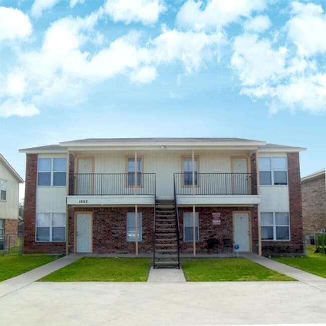 property at 1002 Circle M Dr