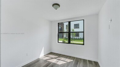 13370 SW 251st Terrace in Princeton, FL - Building Photo - Building Photo