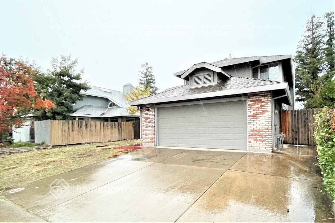 8409 Trimmer Way in Sacramento, CA - Building Photo