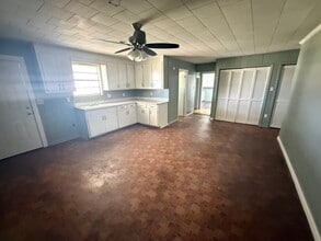 2869 S Green St in Tupelo, MS - Building Photo - Building Photo