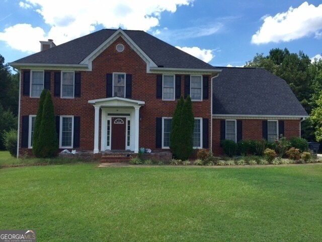 109 Hickory Rd in Fayetteville, GA - Building Photo
