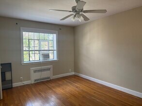 102 Sewall Ave, Unit 5 in Brookline, MA - Building Photo - Building Photo