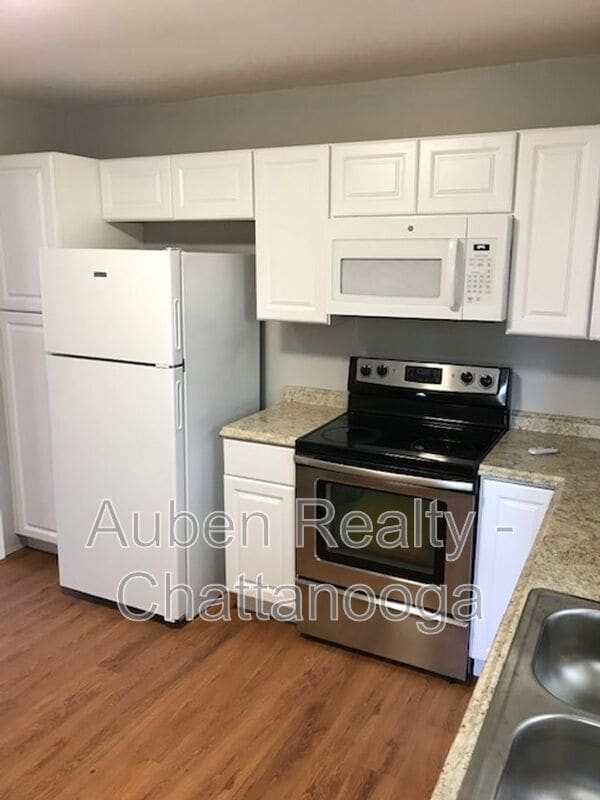 5236 Lomnick St in Chattanooga, TN - Building Photo - Building Photo