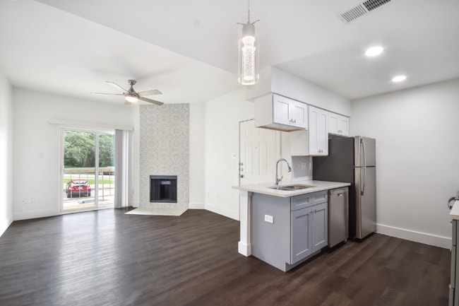 property at 114 E 31st St