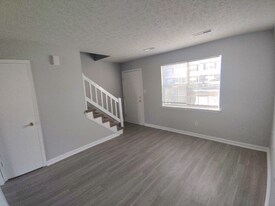 4 Ferguson Dr in Lynchburg, VA - Building Photo