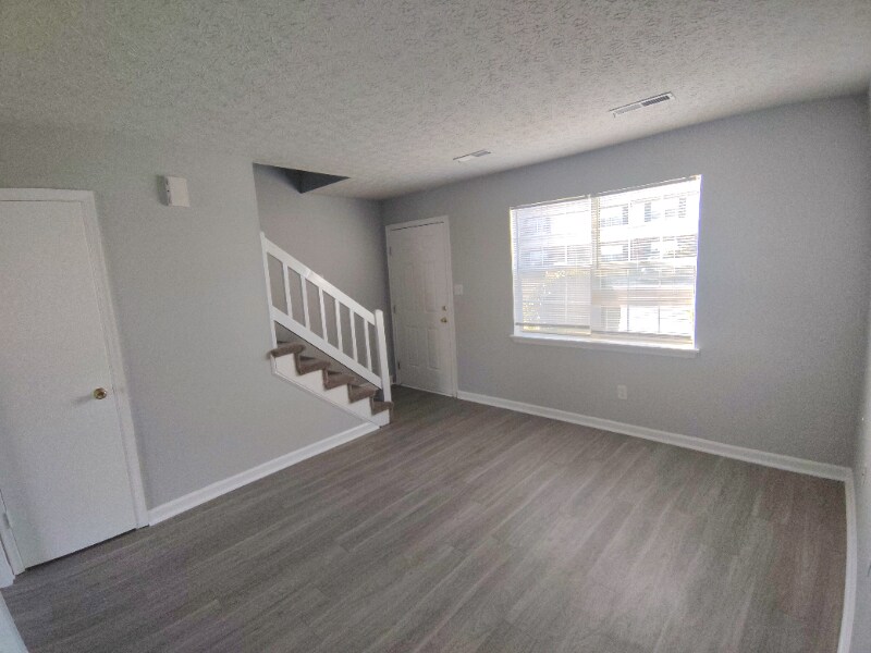 4 Ferguson Dr in Lynchburg, VA - Building Photo