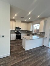 4041 Flathead Dr in Roseville, CA - Building Photo - Building Photo