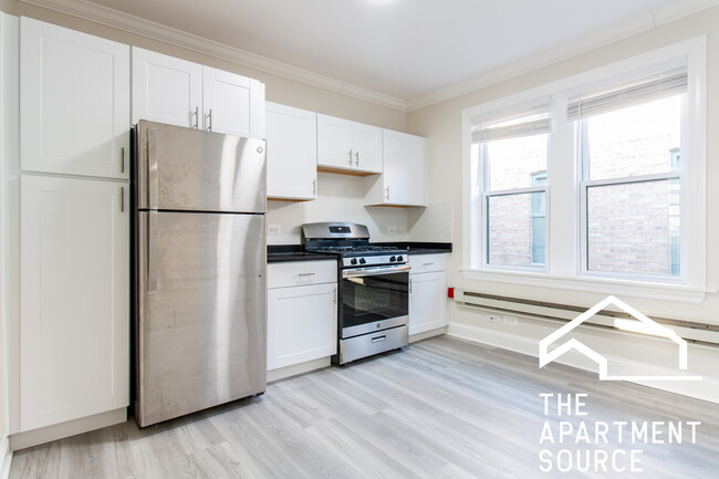 837 W Cornelia Ave, Unit 3S