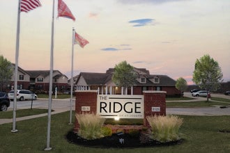The Ridge of St. Joseph in St. Joseph, MO - Foto de edificio - Building Photo