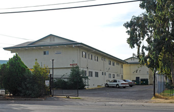 Westwind Apartments in Sacramento, CA - Building Photo - Building Photo