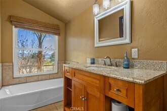 1716 Cedar St in Ramona, CA - Building Photo - Building Photo