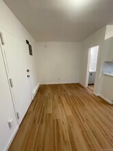 1550 Montauk Hwy in Mastic, NY - Building Photo - Building Photo