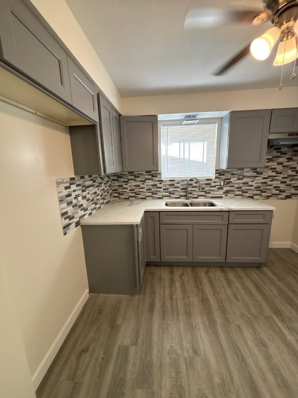 14605 Des Plaines St in Harvey, IL - Foto de edificio - Building Photo