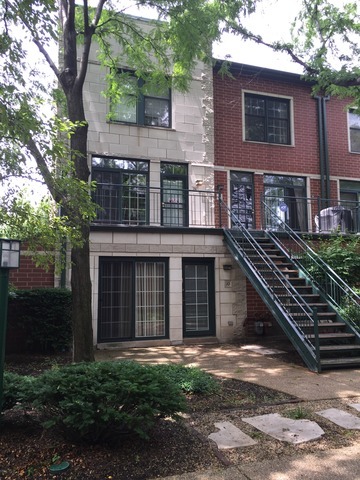 1812 S Dearborn St in Chicago, IL - Building Photo