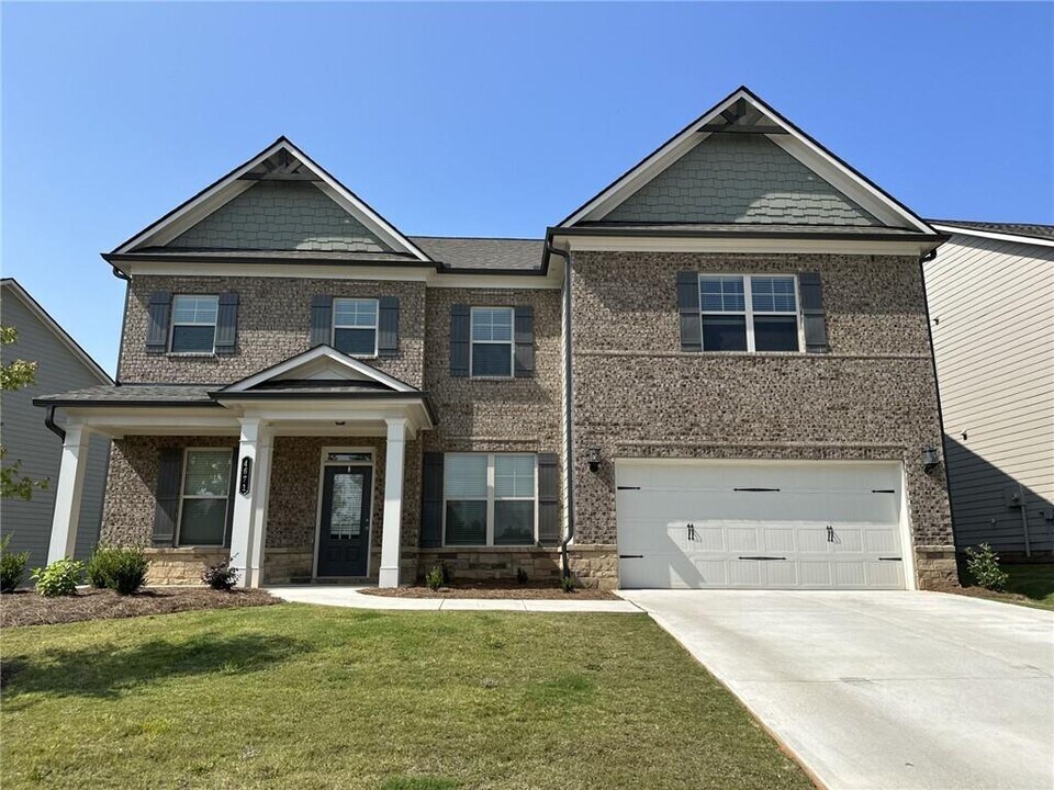 4671 Silver Oak Dr in Gainesville, GA - Building Photo