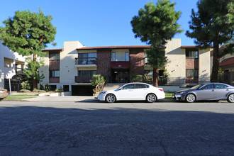 629 Orange Grove Ave in Glendale, CA - Foto de edificio - Building Photo