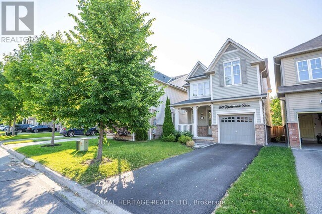 160 Harbourside Dr in Whitby, ON - Building Photo - Building Photo