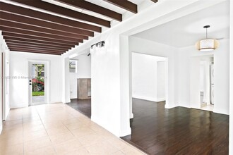 126 Florida Ave in Coral Gables, FL - Building Photo - Building Photo