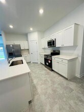 321 Lawson Ave in Haines City, FL - Foto de edificio - Building Photo