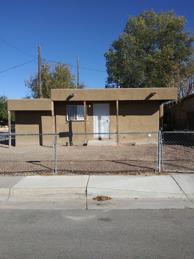 property at 1900 Arno St SE