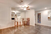 854 Wax Myrtle Ln photo'