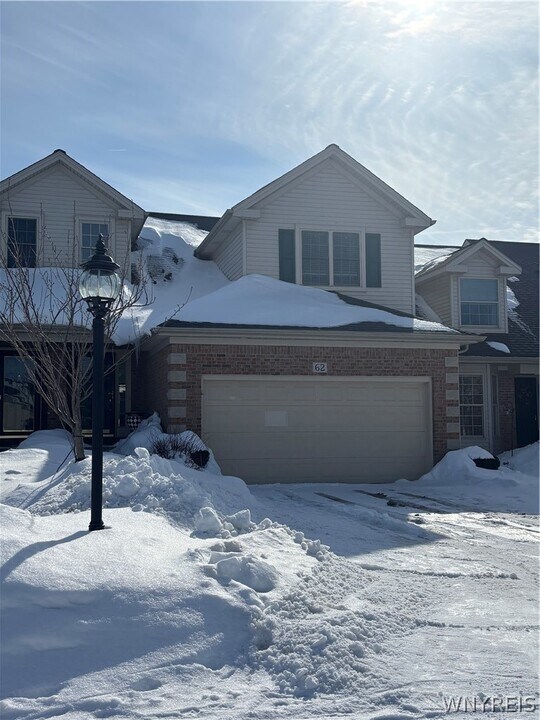 3011 Cloverbank Rd in Hamburg, NY - Building Photo