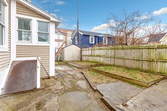 105 Atlantic St in Bridgeport, CT - Building Photo - Building Photo